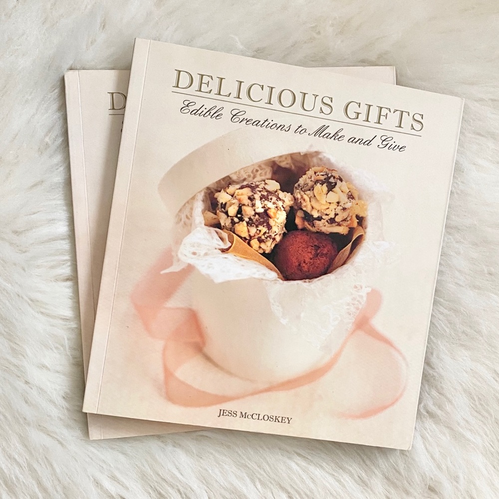 SOLD 🎀 Delicious Gifts 🎁